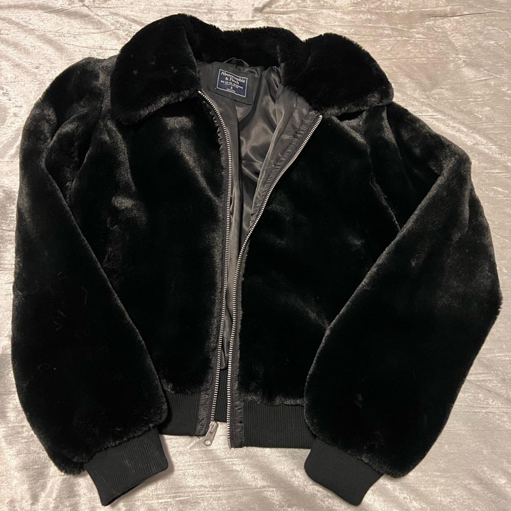 Black fur bomber jacket